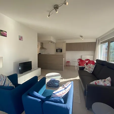 In Near The Beach, Cleaning Included Apartamento Nieuwpoort