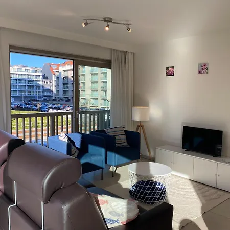 In Near The Beach, Cleaning Included Apartamento Nieuwpoort