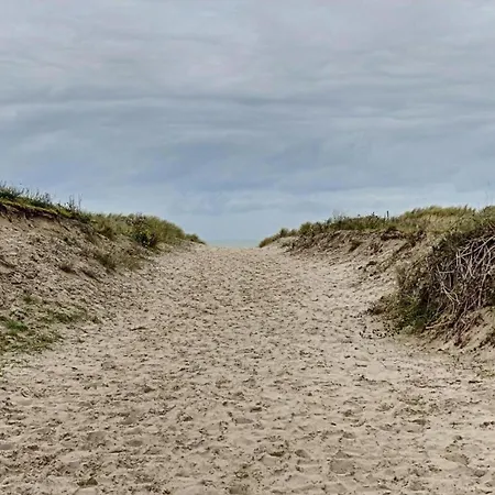 Lägenhet In Near The Beach, Cleaning Included *